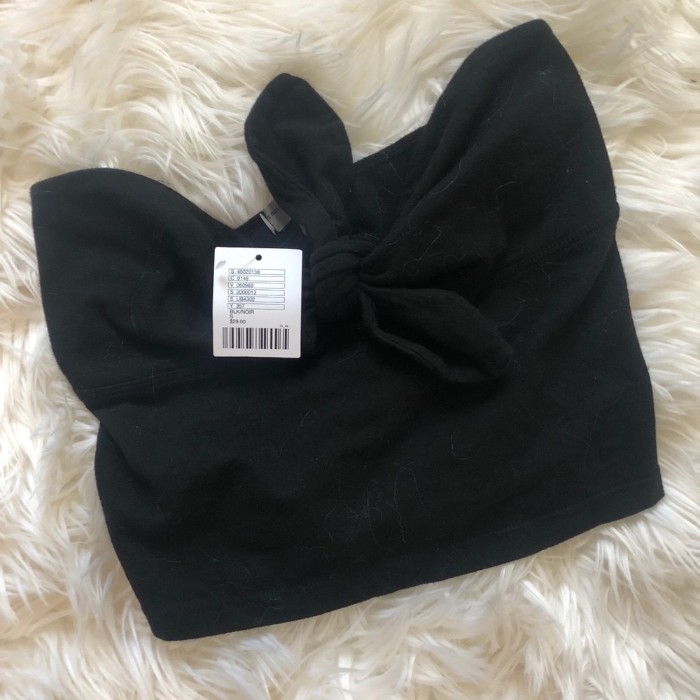 NWT Truly Madly Deeply / UO Crop Top Size S
